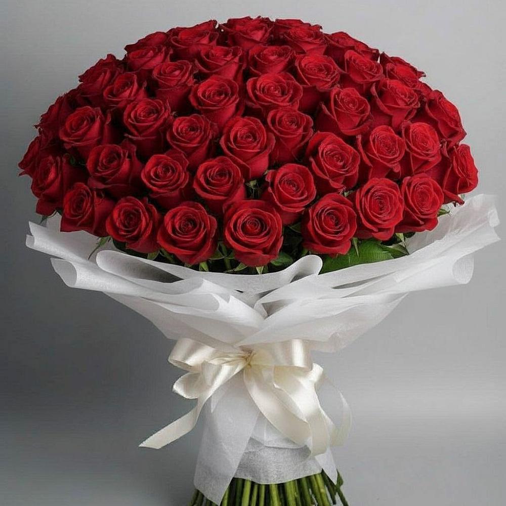 Букет 101 Красная роза Блэк Мэджик в Коршево