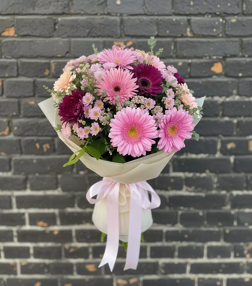 Букет цветов из: Герберы и Хризантемы в Коршево