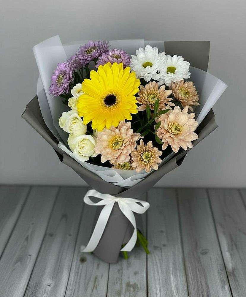 Букет цветов из: Розы, Герберы и Хризантемы в Коршево