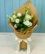 Букет цветов из:  Хризантемы и Лизиантусы #REPLACE_PRED# Коршево