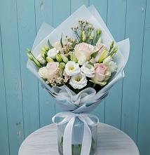 Букет цветов из:  Розы и Лизиантусы #REPLACE_PRED# Коршево