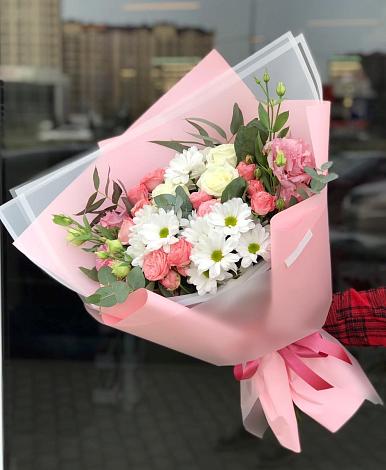 Букет цветов из: Розы, Лизиантусы и Хризантемы в Коршево