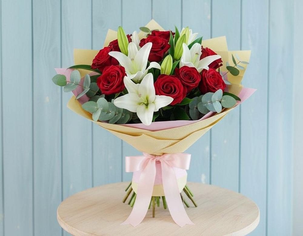 Букет цветов из: Лилии и Розы в Коршево